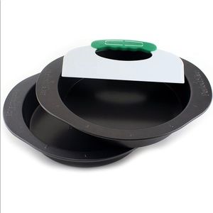 SALE** BergHOFF® Perfect Slice 3-pc. 9" Pie Pan and Slicing Tool Set